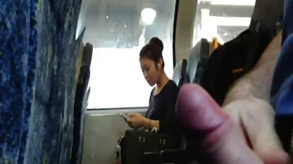 親愛なる不注意とともに小さなおっぱいで膣美しいパンティー運指 女性 えろ