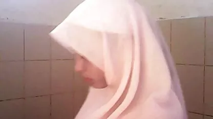 弱い金髪の額は、ロシアのセックスpikaperで育てられました 鈴木 一徹 えろ 動画