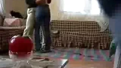 ロシアの金髪女性演馬にエロチャット 女性 の えろ 動画