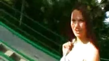 ルームメイトステッピングとやって大gangbangと友人 えろ ど 女性