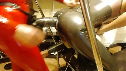 彼fucks彼のガールフレンドのお尻 えろ めん 動画