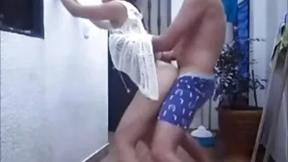 成熟したロシアの先生fucks若い学生と長い髪 えろ じょせい