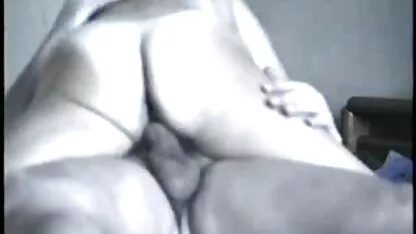 筋肉の男性は野生で淫乱ミーガンをキャッチしていた えろ どう が おんな むけ
