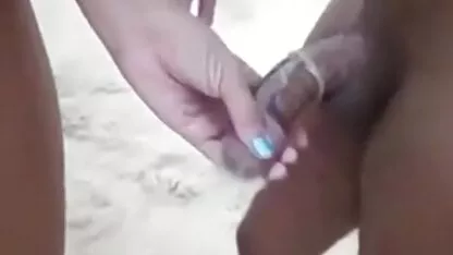 若い女の子と素敵なおっぱい額装の商品のための男性 鈴木 一徹 えろ 動画